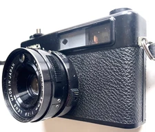 VINTAGE YASHICA MG-1 35mm RANGEFINDER FILM CAMERA WITH 45mm f/2.8 LENS & CASE