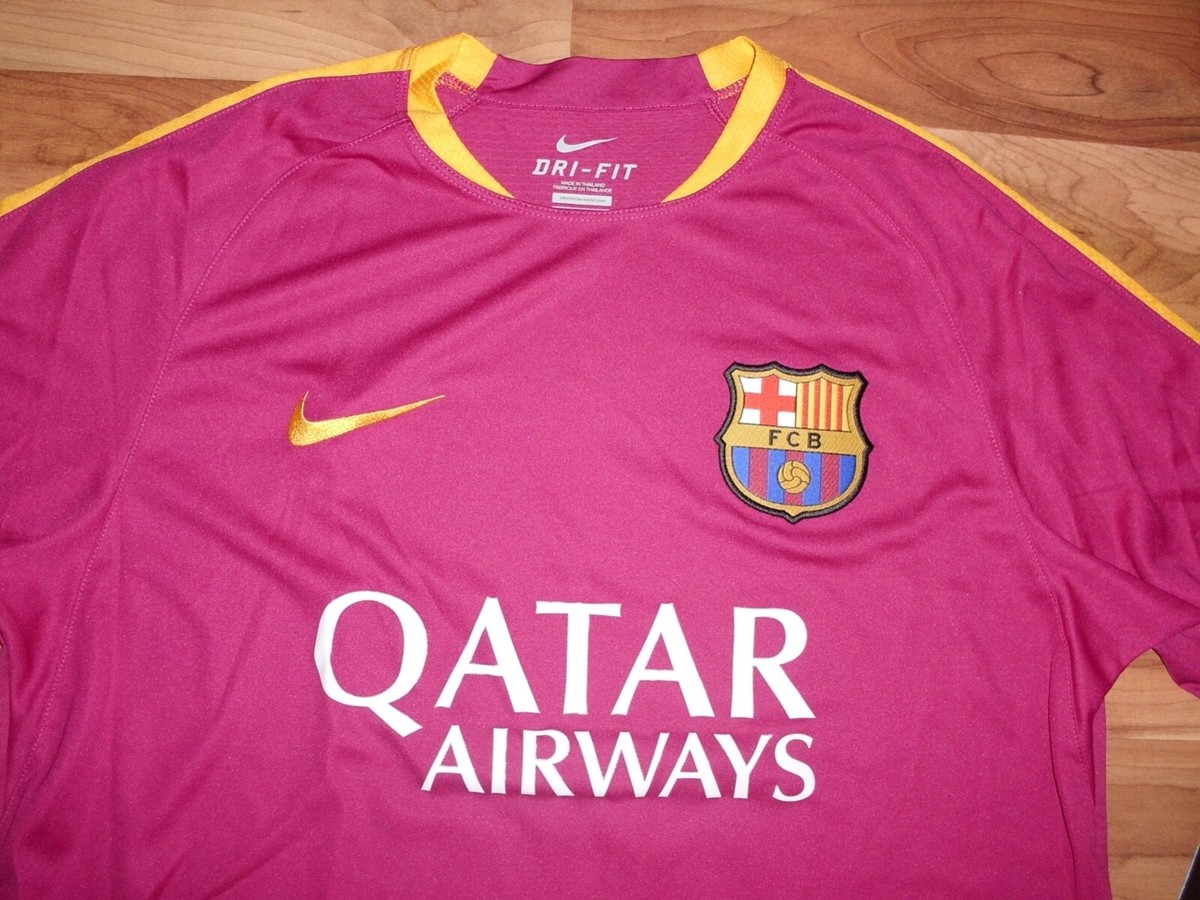 Nike FC Barcelona シャツ Xavi #6 Barcelona 2016/2017 NIKE 3rd Football Shirt Men's