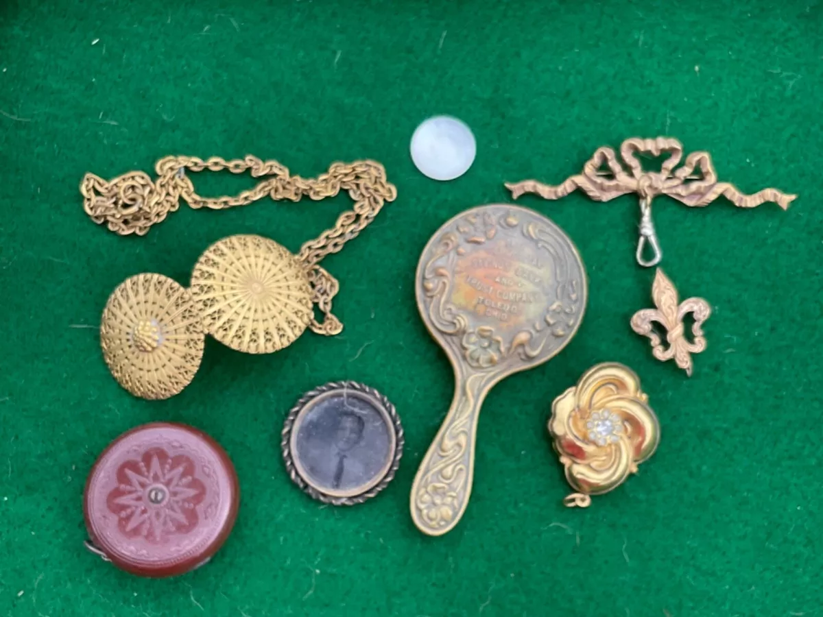 Victorian Jewelry lot Ohio Bank Advertising Mirror Tape Measure