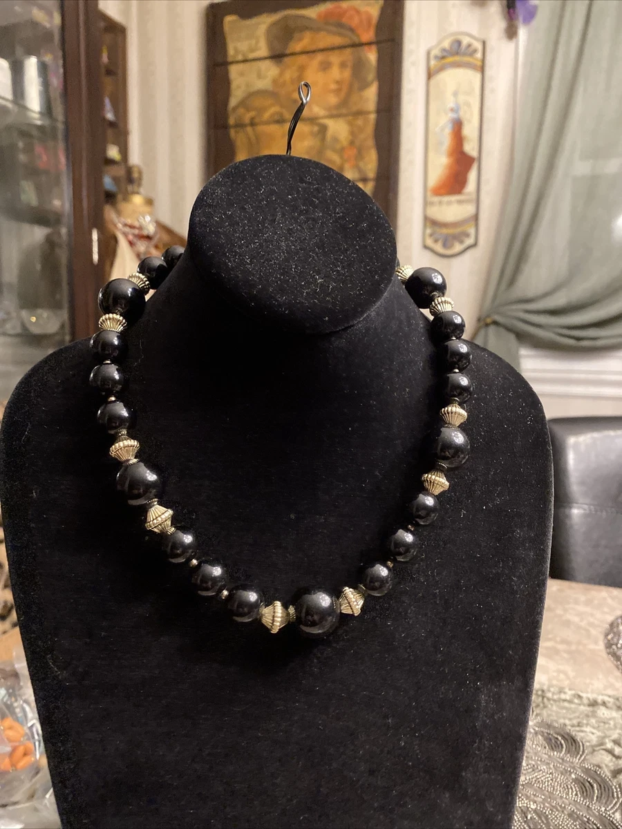 Vintage 1950S Black Beaded Necklace With Genuine Lucite Tag