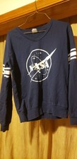 nasa sweatshirt Large Misses