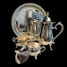 VTG International Silver Company 4 Piece Coffee/Tea Set No. 99115002 NEW IN BOX