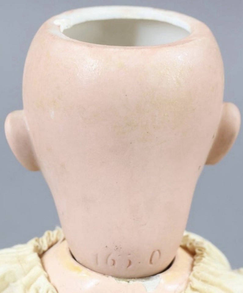 Très ancienne POUPÉE, tout en PORCELAINE | Kaufen auf Très ancienne POUPÉE, tout en PORCELAINE | Kaufen auf