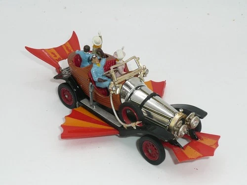Corgi 266 Chitty Chitty Bang Bang  W/Figures  * original vintage *