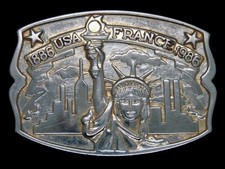 TB15111 VINTAGE 1986  STATUE OF LIBERTY  CENTENNIAL COMMEMORATIVE BUCKLE