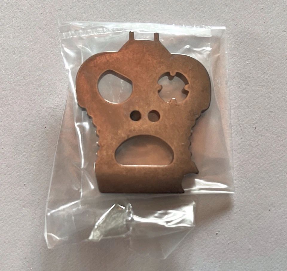 DPx Gear HEST/F 2.0 Folder Set Right Handed  3.25" D2  Blade-New In The Box - Image 3 of 4