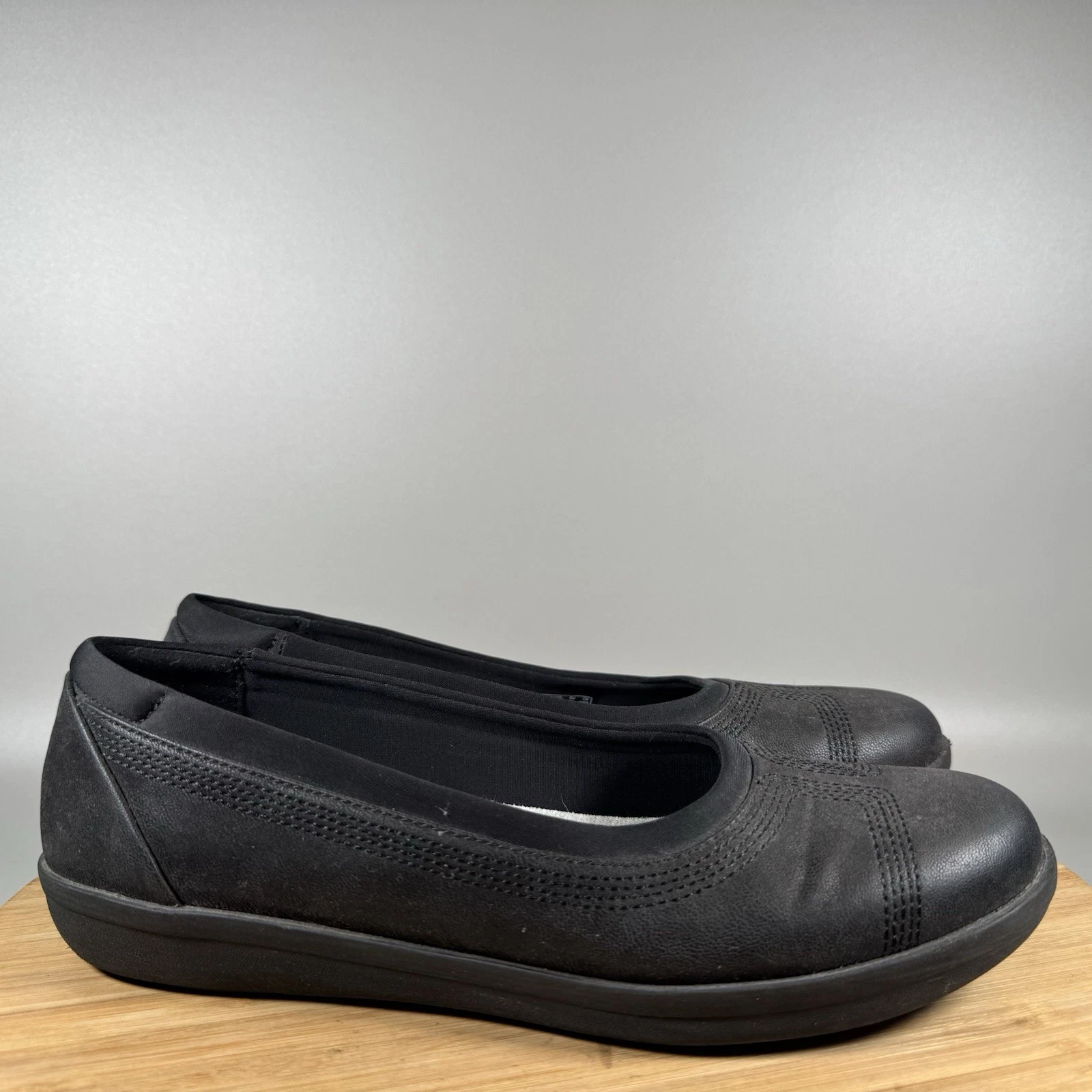 Ballerine Clarks Cloudsteppers taglia 9 5 Ayla basse nere slip on comode da donna