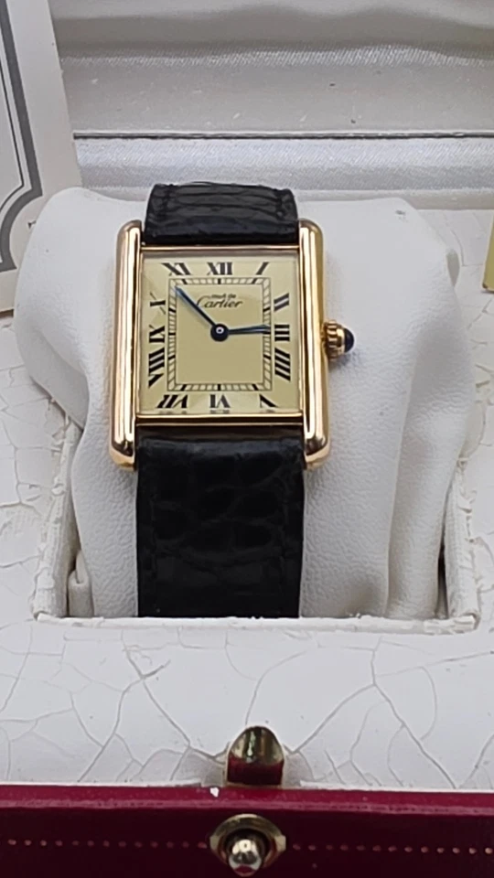 Must de Cartier Tank 18ct Gold on Sterling Silver Mid Size Watch in Cartier Box. - image 2 of 4
