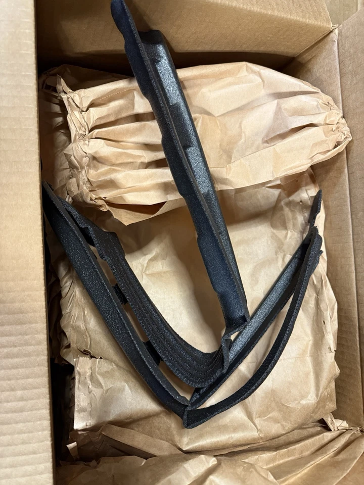 Evaporador de Aire Acondicionado Original Mopar 68385097AC 300 CARGADOR CHALLENGE Foto 3 de 4