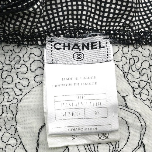 Chanel Collarless Cardigan Black 04P #36 143986 - Picture 9 of 10