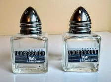 VTG KANSAS UNDERGROUND SALT MUSEUM MINI GLASS  SALT & PEPPER SHAKERS, SET OF 2