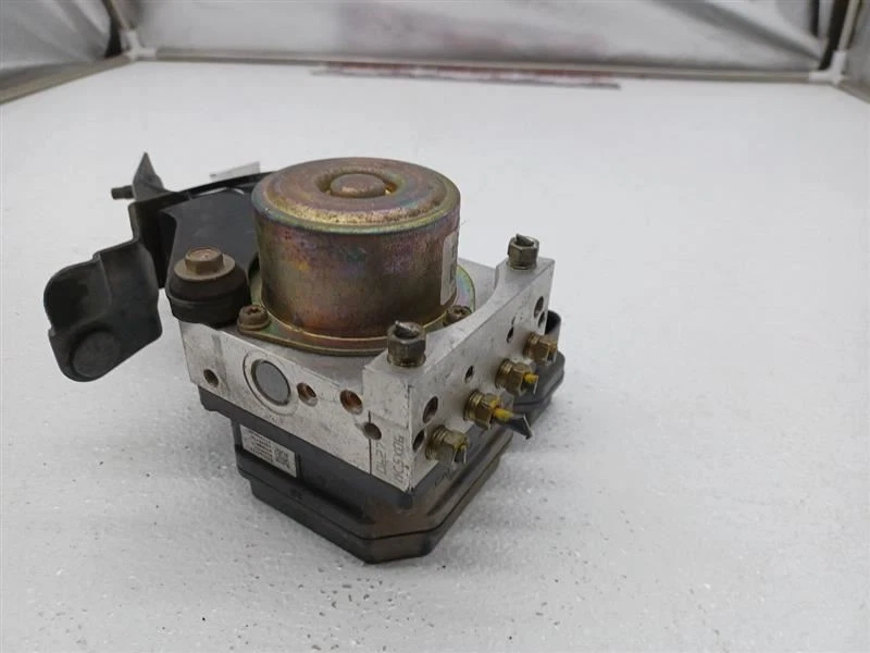 Nissan 350z 2006 2007 2008 conjunto de bomba ABS OEM 47660CF43B Foto 2 de 4