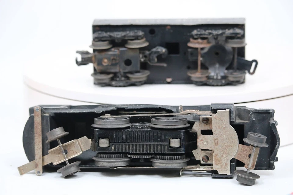 O Scale Train Lionel 1110 Steam Locomotive with Tender 1:48 Gauge Black Post War - Image 3 of 4