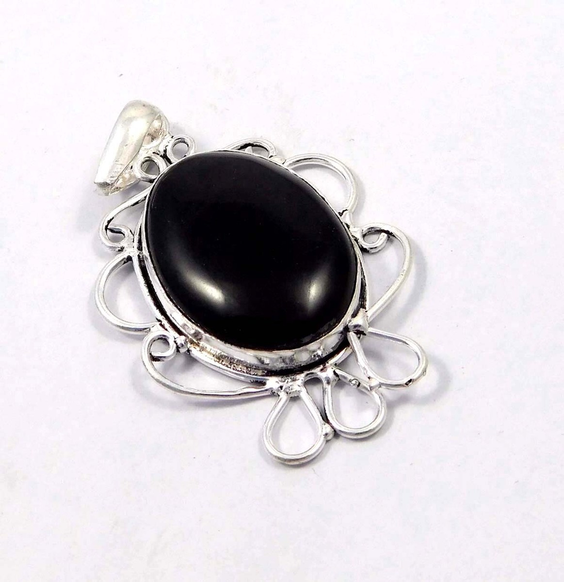 Black Onyx Silver Plated Handmade Fashion Pendant Jewelry JCN115 