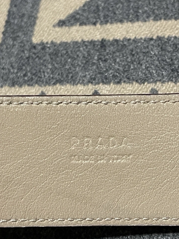 Cinturón Prada Cuero Tostado Hebilla Tortuga Talla 75/30 Hecho en Italia Diseñador T39 Foto 3 de 4