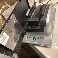 HP 693843-001 4400mAh 10.8V Li-Ion 6-Cell Black Laptop Battery with charger