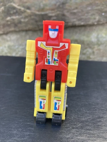 Vintage 1984 Remco Zybots Earthbreaker Bulldozer Transforming Robot Tractor