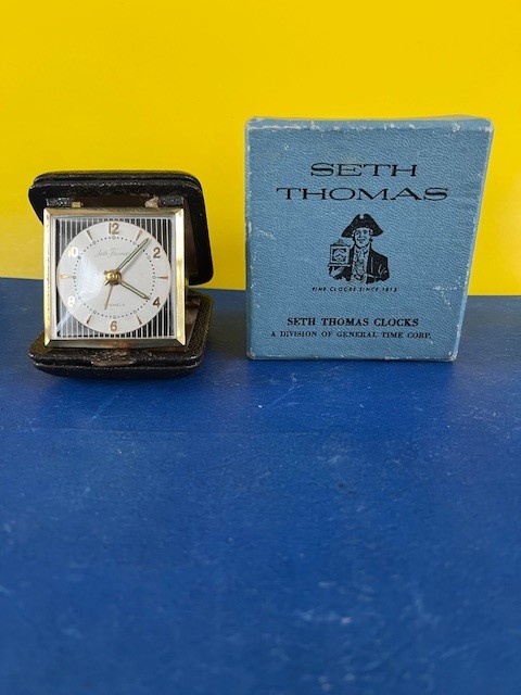 Vintage Seth Thomas Travel Alarm Clock with Black Case 972