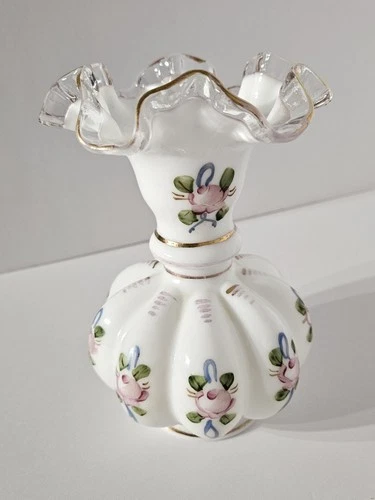 Fenton Charleton Roses Crest Melon Milk glass Ruffle Vase, pink roses with blue