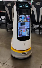 Pudu KettyBot Pro - Commercial Robot