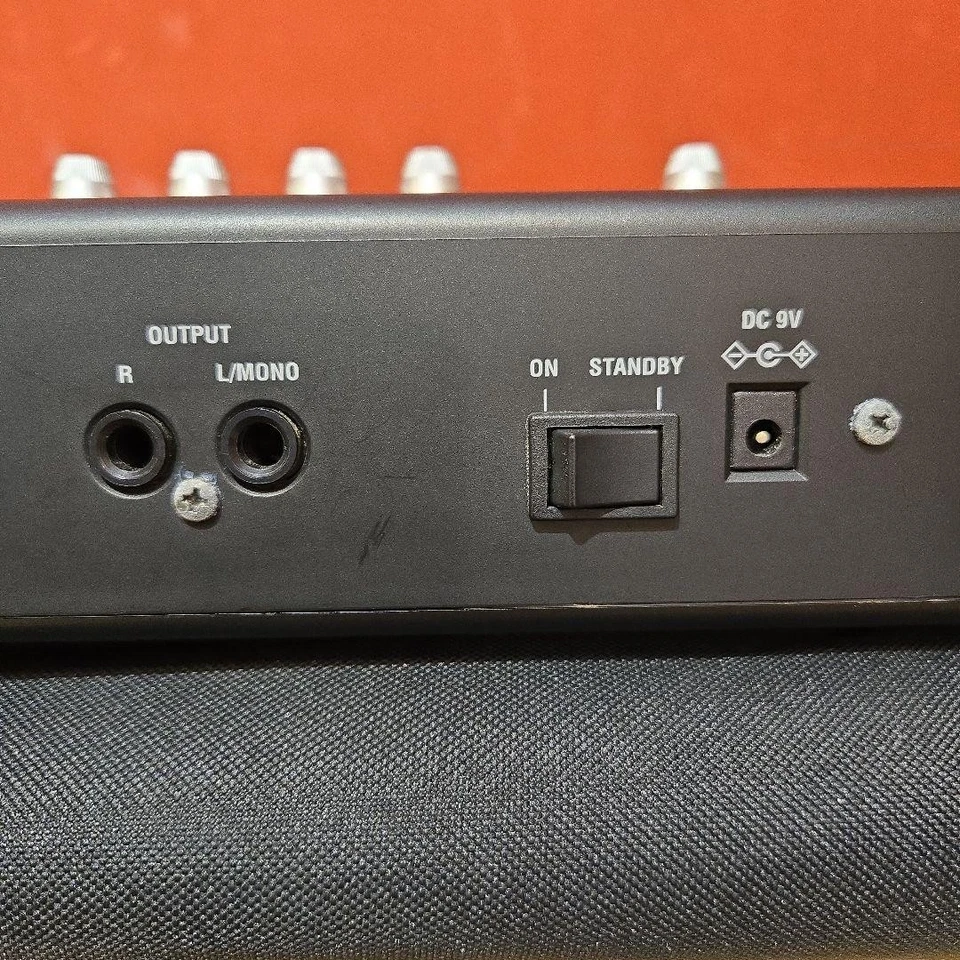 KORG microSTATION Compact Music Workstation Keyboard - Bild 3 von 4