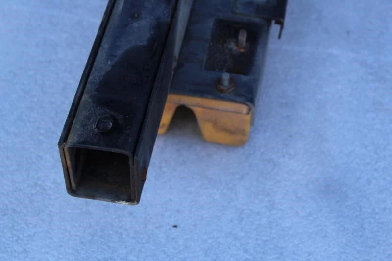 1975 1976 1977 1978 1979 1980 TRIUMPH SPITFIRE 1500 PARACHOQUES DELANTERO REFUERZO Foto 4 de 4