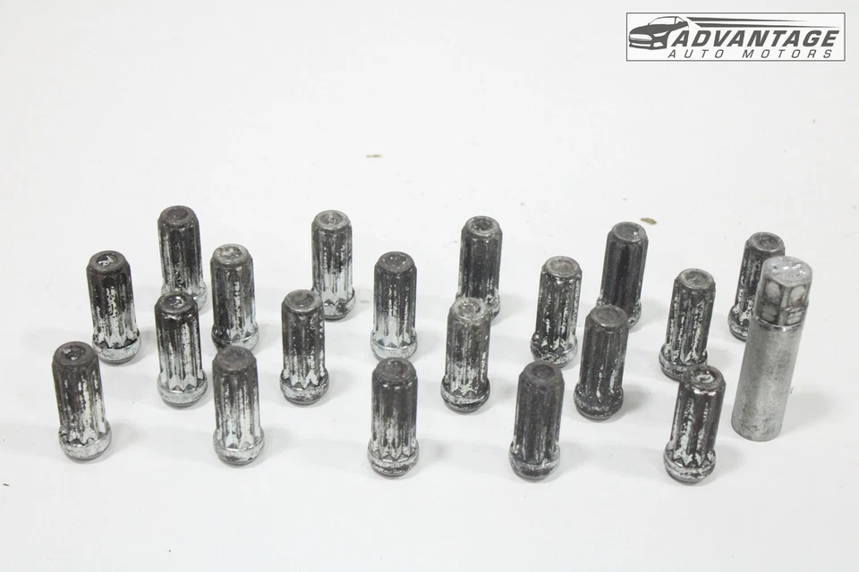 2015-2023 FORD MUSTANG FRONT & WHEEL BOLTS LUG NUT W/ KEY SET OF 19 OEM - Image 2 of 4