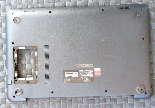 Capot écran Inférieur Pour PC Asus K756 - 17,3 Pouces - Occasion