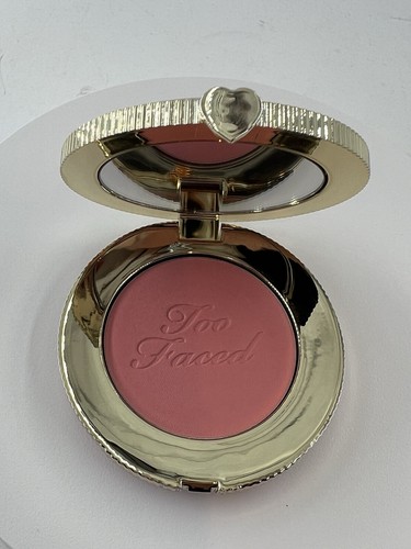 NEW TOO FACED CLOUD CRUSH 93% Blurring Blush Head in the Clouds Diffused Matte - Picture 2 of 9