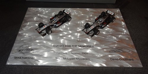 Team McLaren Mercedes MP4-16 Formula 1 Season 2001 Limited 1:43 OVP (SB2161) - Picture 6 of 6