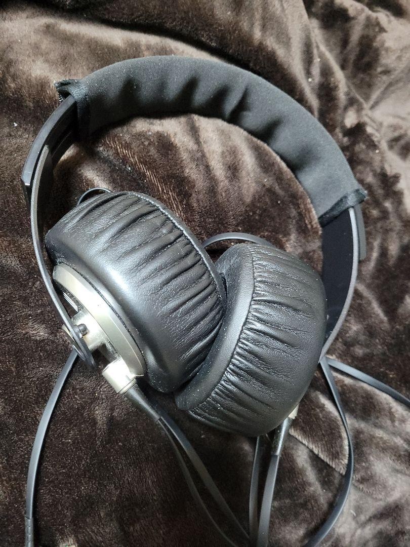 Sony MDR-XB500 Extra Bass Closed-Back Wired Stereo