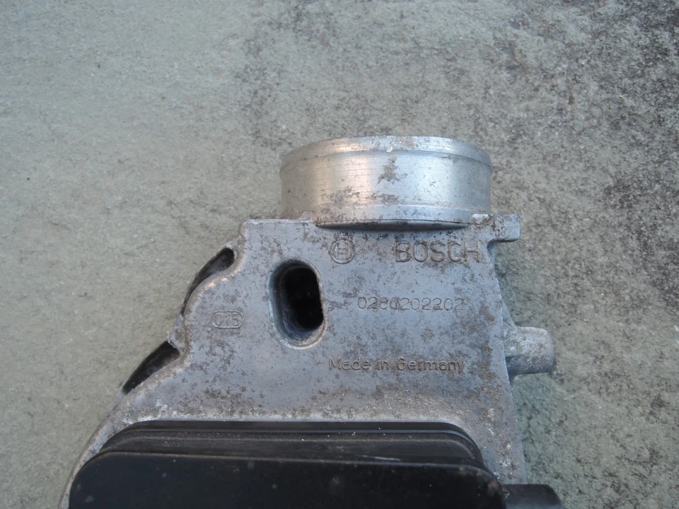 Medidor de flujo de aire ALFA ROMEO Serie 4 Spider usado ORIGINAL BOSCH 0280202202 FUNCIONA Foto 3 de 4