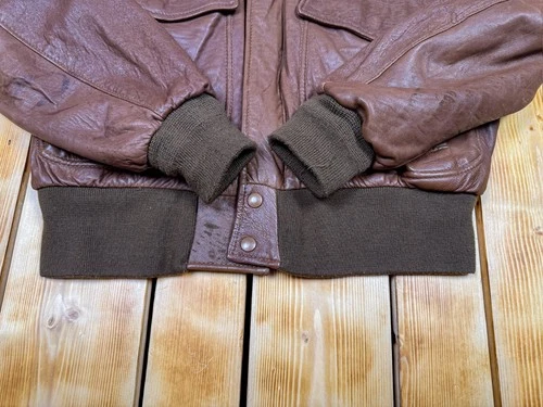 Vintage 90s Hard Rock Hotel Las Vegas Leather Bomber Jacket image 4