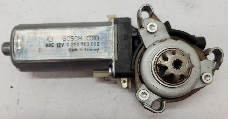 12-14 Mercedes Benz C250 Asiento Delantero Derecho Ajuste Motor OEM 0390203002 Foto 3 de 4