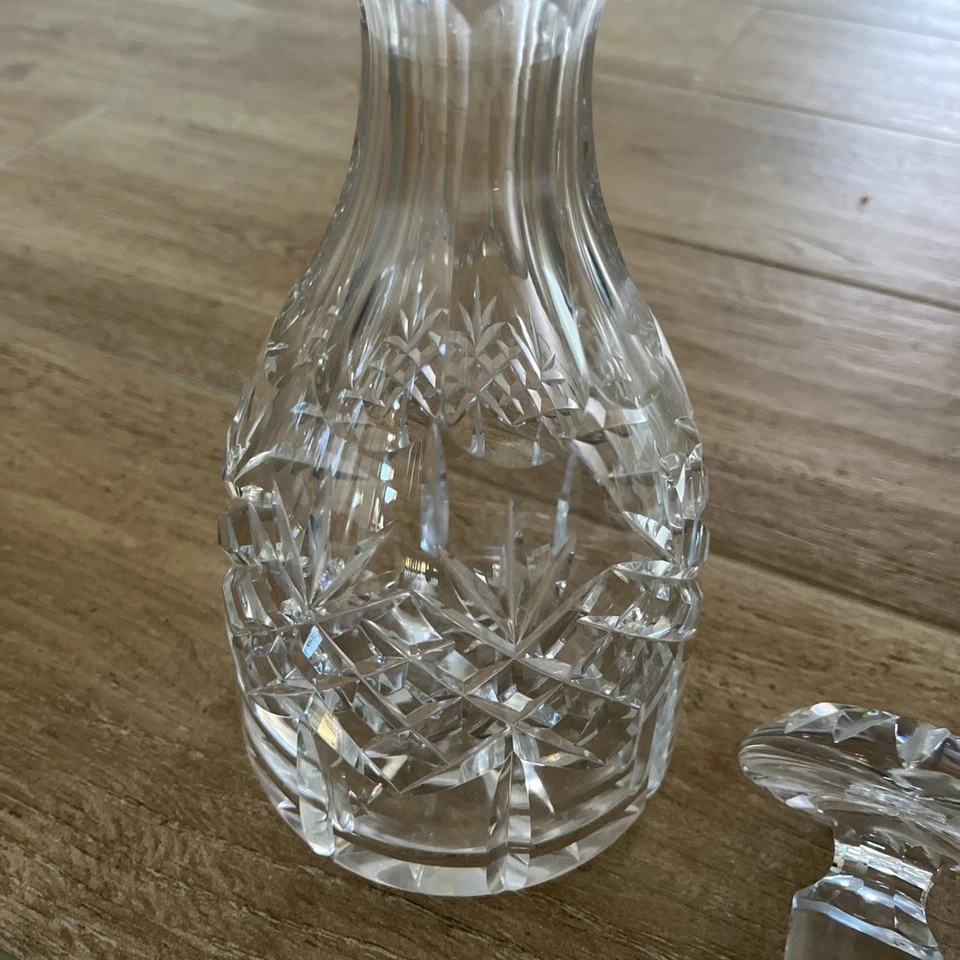 Vintage  Lead Crystal Decanter & Stopper 10 inches tall - Image 3 of 4