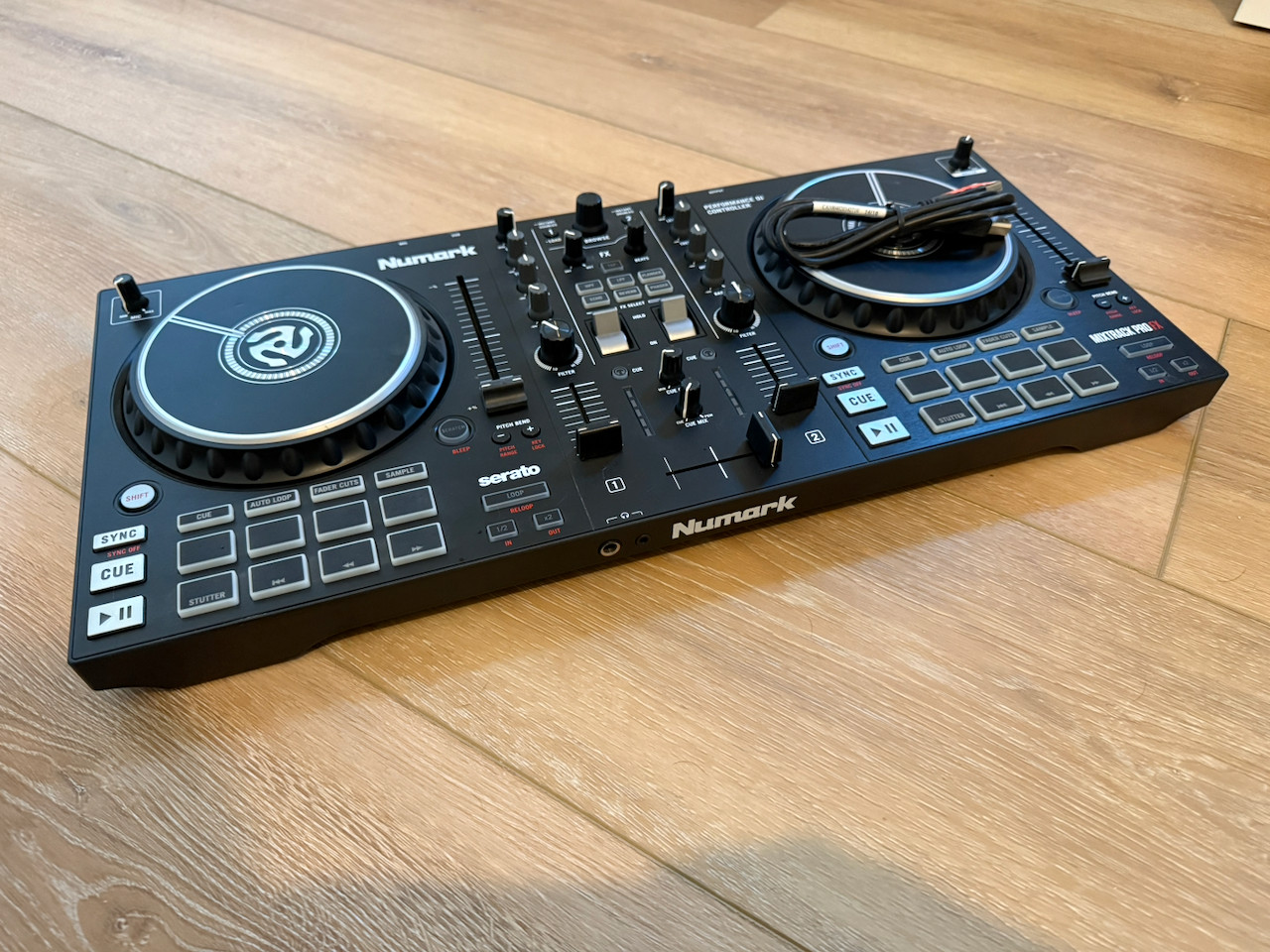 Numark Mixtrack Pro FX 2 Deck DJ Controller