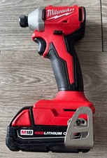 Milwaukee M18 3650-20 Brushless 1/4" Hex Impact Driver Kit w/ Battery Charger
