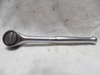 Husky 1/4" Drive Ratchet 20202 USA