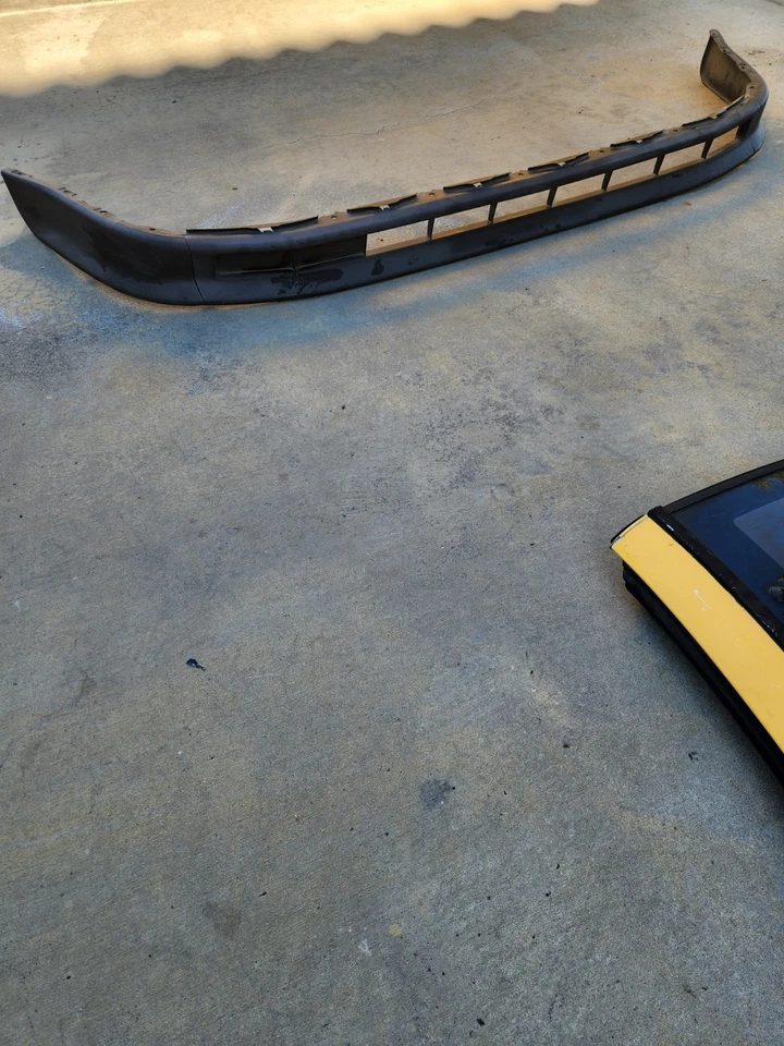 Alerón cenefa delantera Celica St 1986-1989 OEM Foto 3 de 3