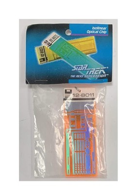 Vintage 1993 Rare Star Trek The Next Generation Isolinear Optical Chip Key Chain