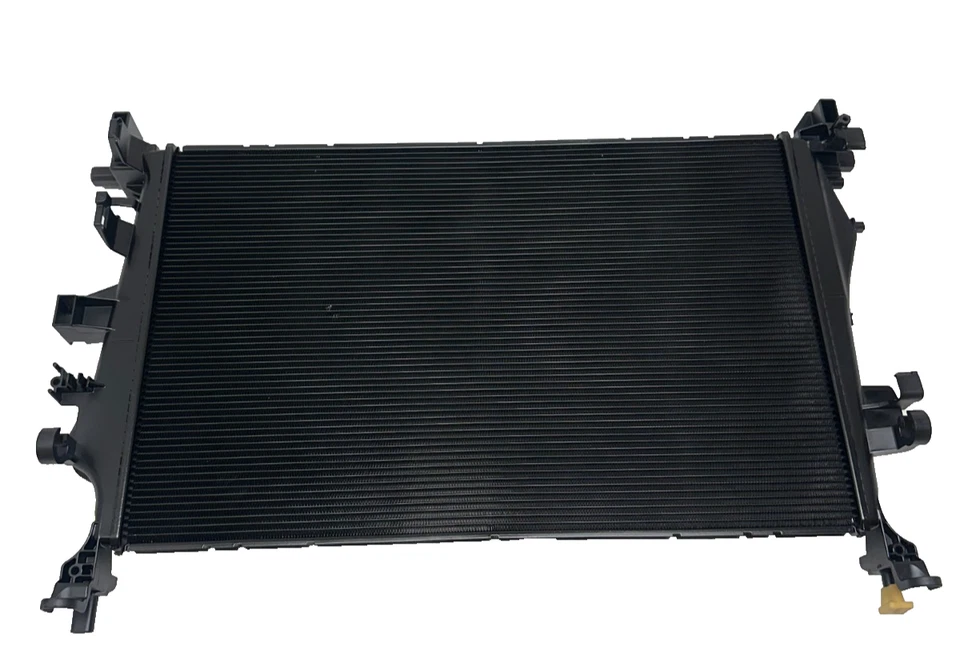 Radiador de aluminio OEM para Jeep Renegade Fiat 500X 2015-2018 1,4 L 68260453AA Foto 4 de 4