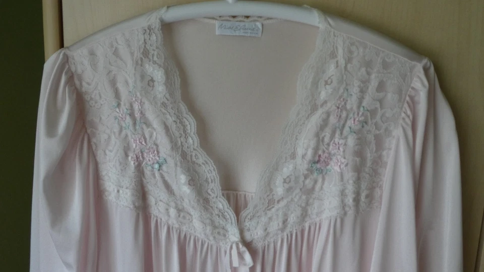 Langer Negligee - Mantel Morgenmantel weiß 42/44 - Bild 2 von 4