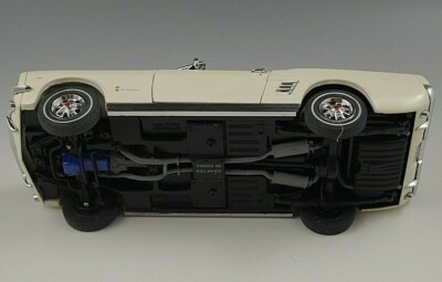 DANBURY MINT 1966 FORD MUSTANG CONVERTIBLE 1:24 SCALE DIE CAST NM