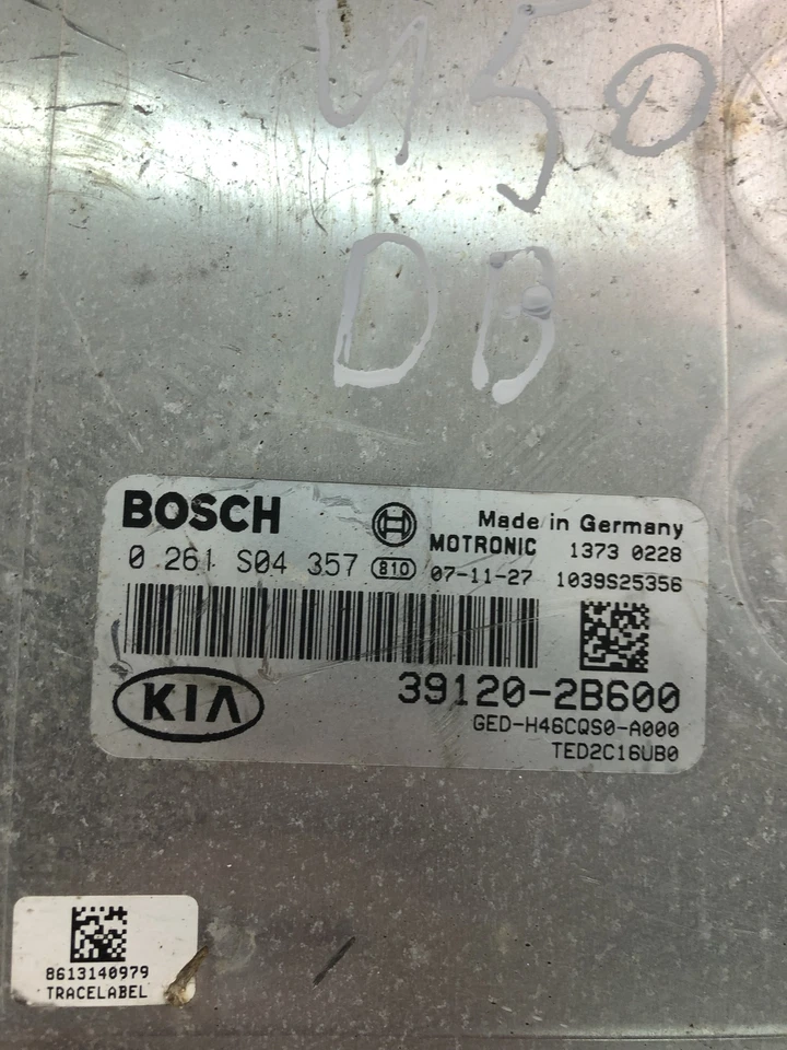 Centralina motore KIA CEE'D SW ED 39120-2B600 0261S04357 ECU 2010 27247001 - Immagine 4 di 4