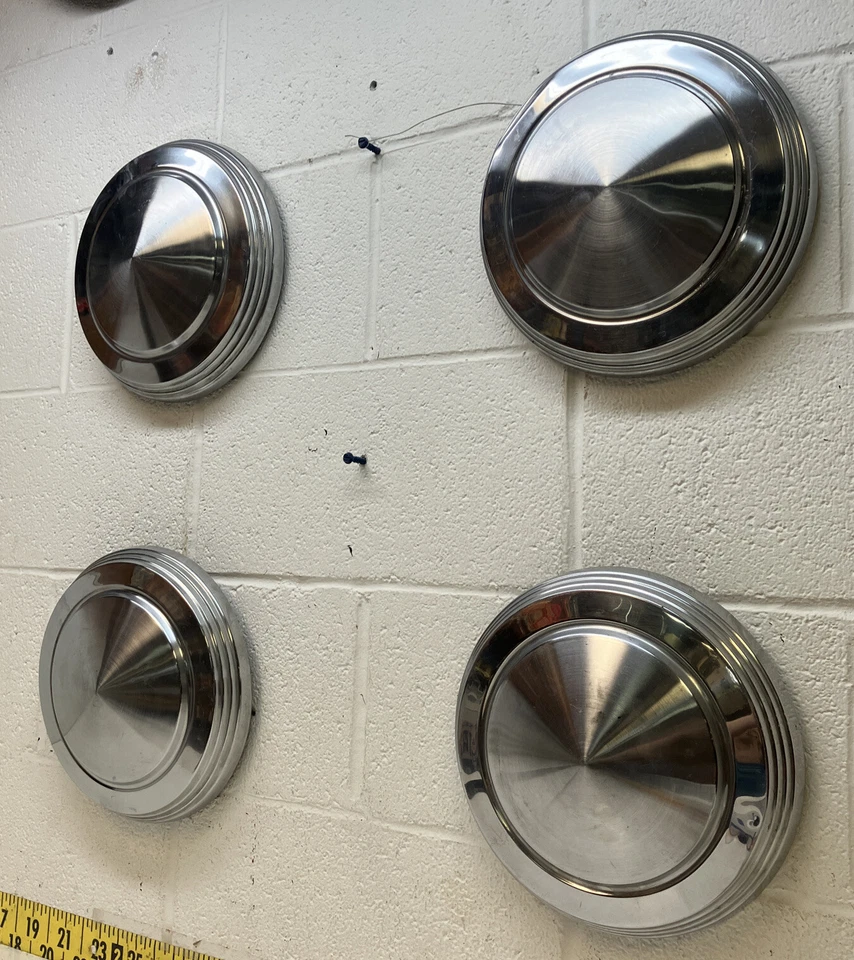 Juego de 4 tapacubos vintage para platos de perro Mercury Comet/Cyclone (DD439) OEM GM-4 11" Foto 3 de 4