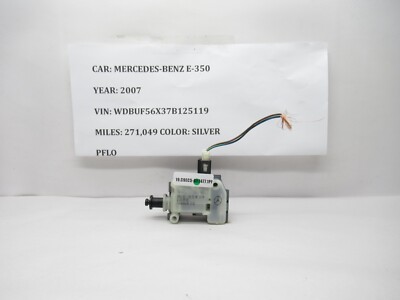 MERCEDES BENZ E Class W211 Rear Headrest Actuator Motor Control 
