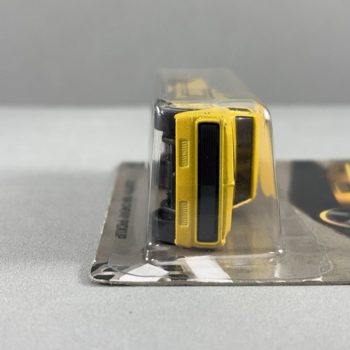 Hot Wheels Custom '69 Chevy Pickup Yellow Rad Trucks 2/8 Stepside - Picture 5 of 9
