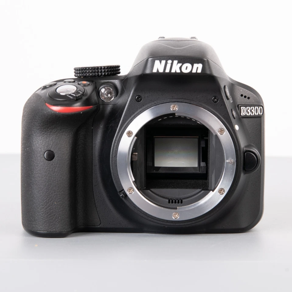 Nikon D3300 24MP DSLR camera, 18-55mm VR lens - Super low 483 shutter count - Image 3 of 4