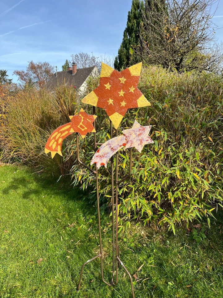 Weihnachts Sterne mit Schweif Gartenkeramik Gartenstele Keramikskulptur - Bild 3 von 3