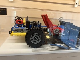 LEGO TECHNIC: Car Chassis (8860) Mint